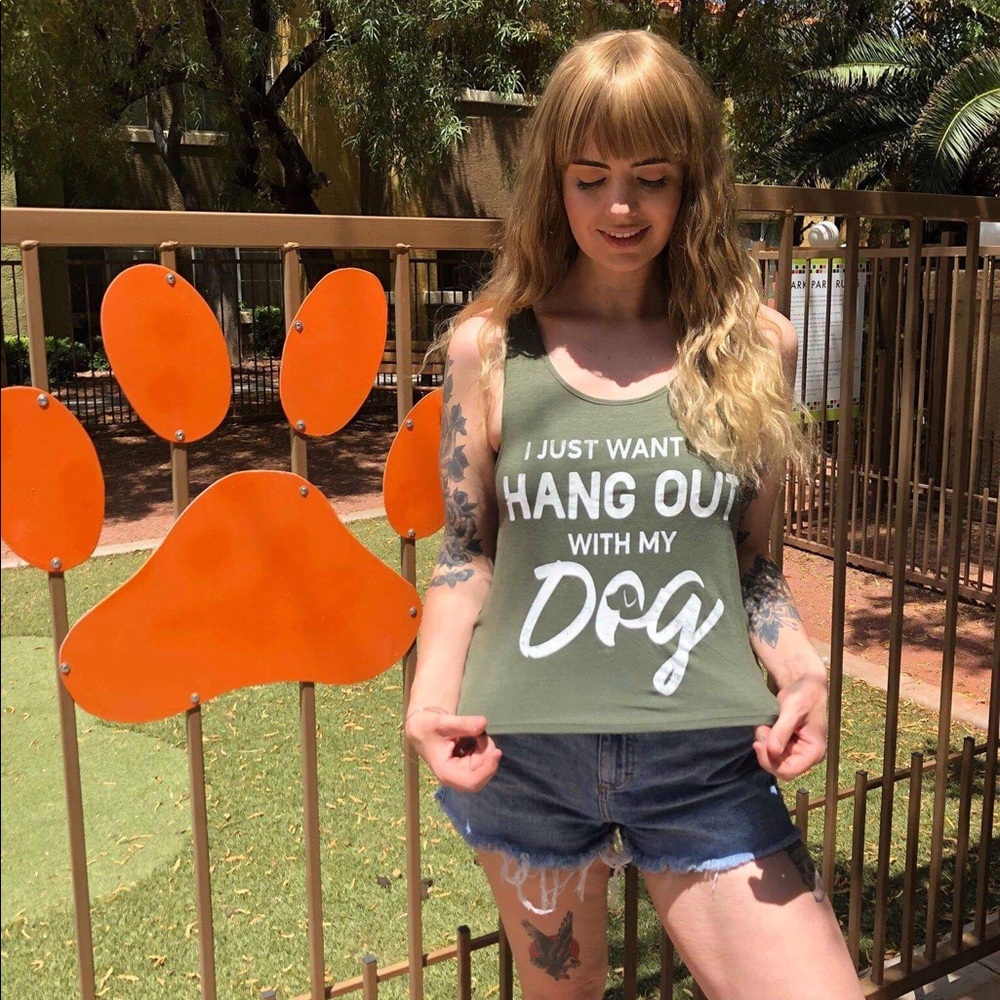 I Just Want to Hang Out With My Dog - Olive